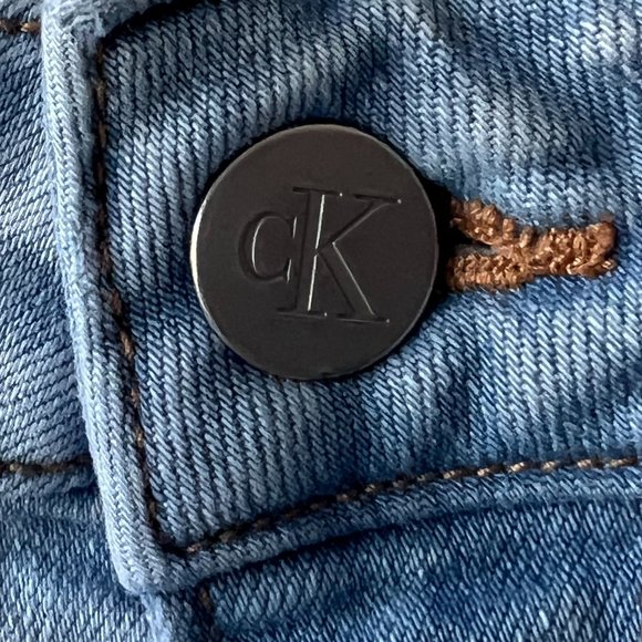 Gently Worn but Lovingly Cared For Calvin Klein Jeans High Waist Legging - Picture 3 of 11